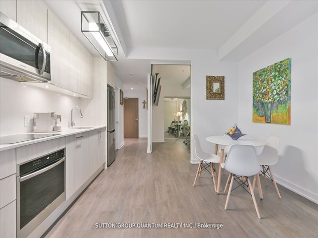 1205 - 1928 Lakeshore Blvd W