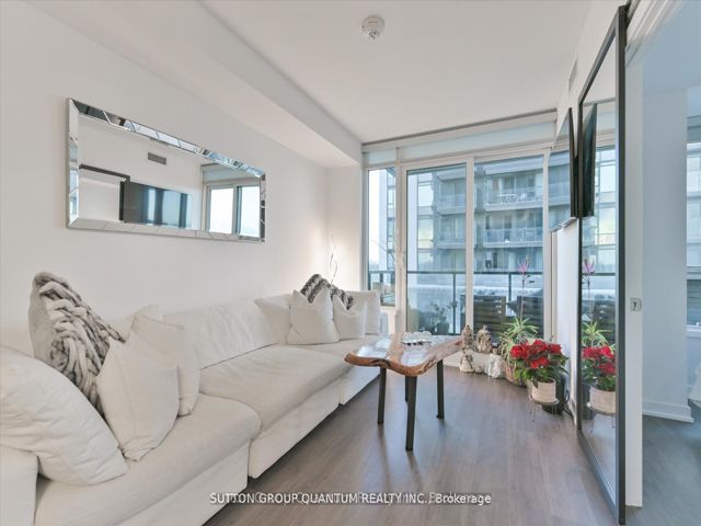 1205 - 1928 Lakeshore Blvd W