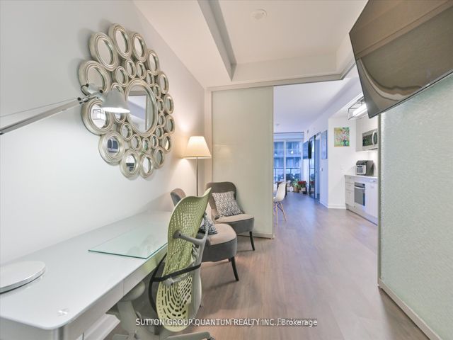 1205 - 1928 Lakeshore Blvd W