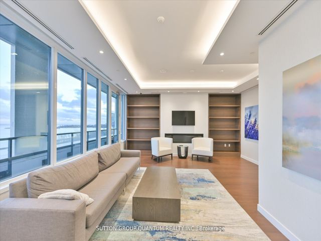 1205 - 1928 Lakeshore Blvd W