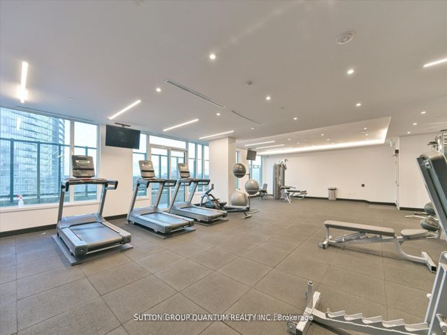 1205 - 1928 Lakeshore Blvd W