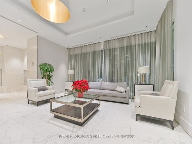 1205 - 1928 Lakeshore Blvd W