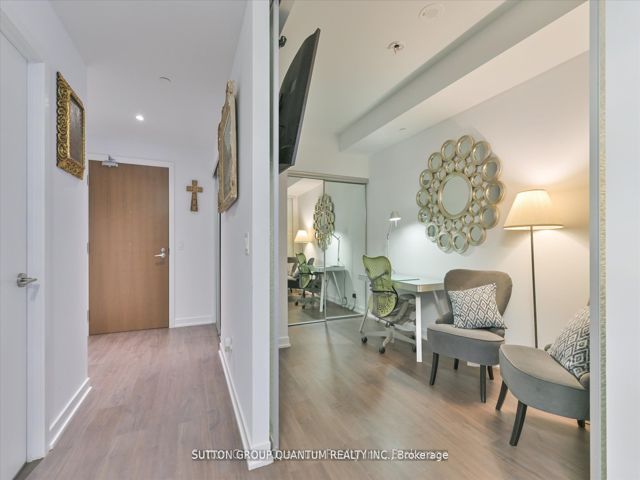 1205 - 1928 Lakeshore Blvd W