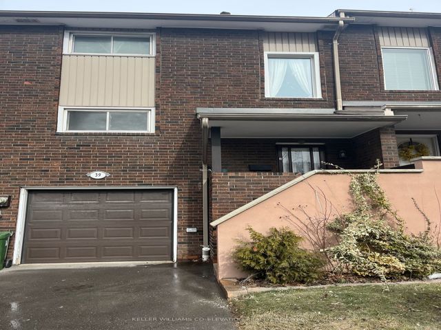 33 - 39 Permfield Path N