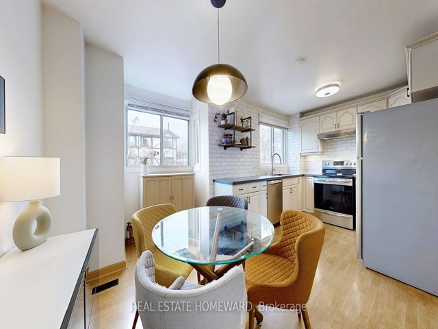 7 - 4 Bradbrook Rd