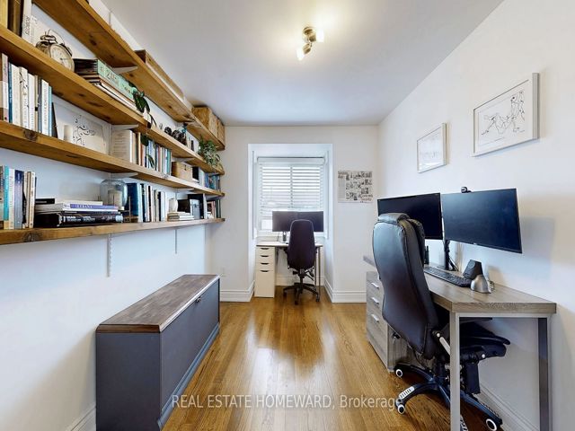 7 - 4 Bradbrook Rd