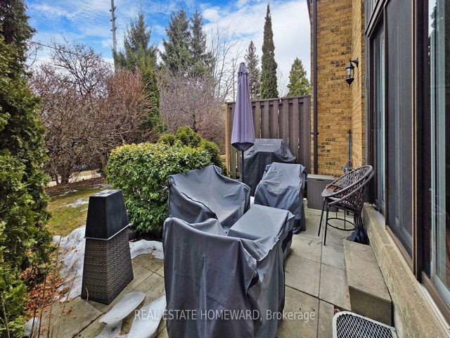 7 - 4 Bradbrook Rd