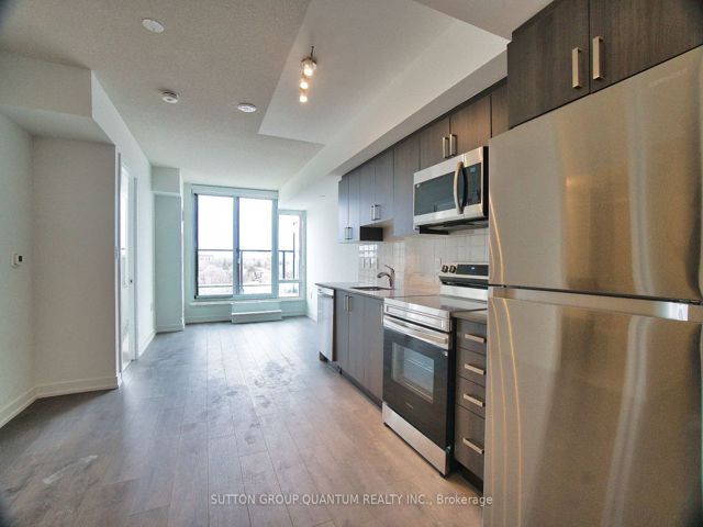 808 - 556 Marlee Ave