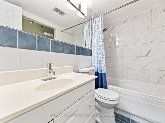 701 - 5 Frith Rd