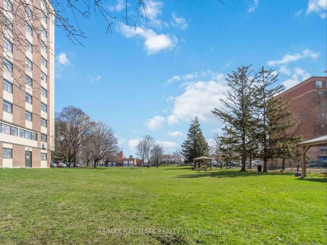 701 - 5 Frith Rd