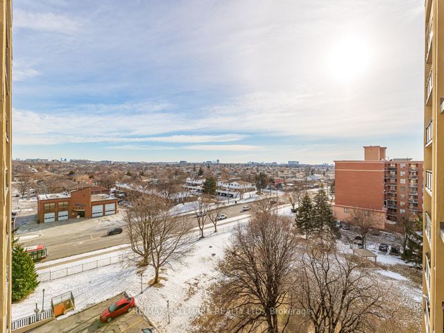 701 - 5 Frith Rd