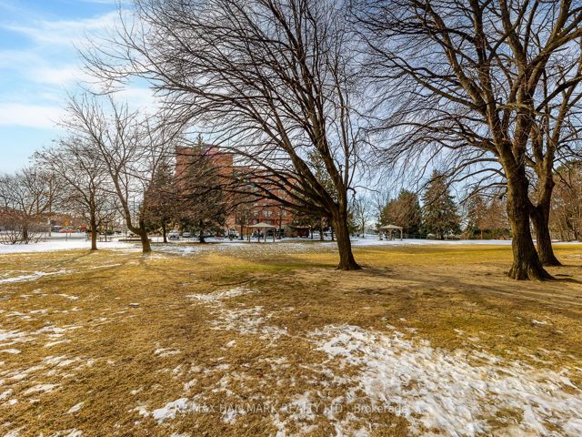 701 - 5 Frith Rd