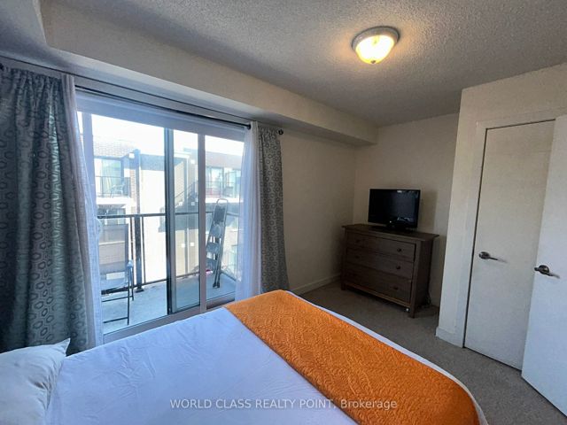 36 - 2059 Weston Rd