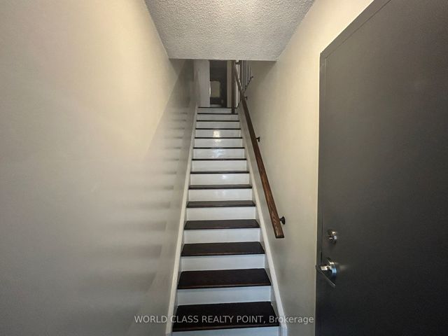 36 - 2059 Weston Rd