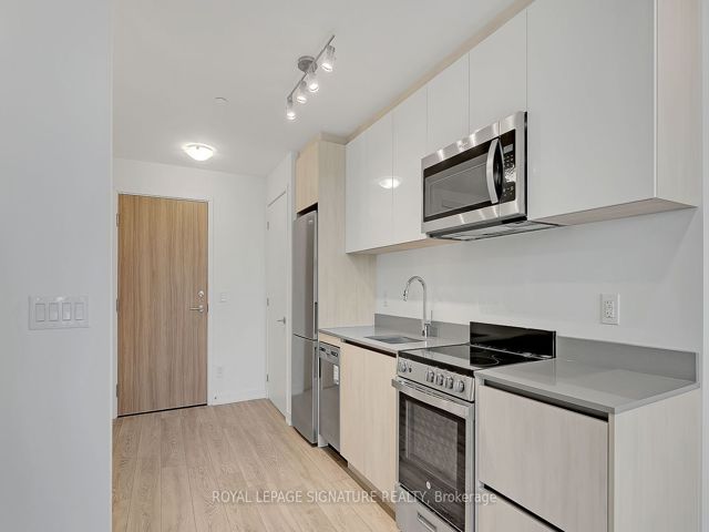 310 - 3100 Keele St