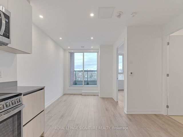 310 - 3100 Keele St