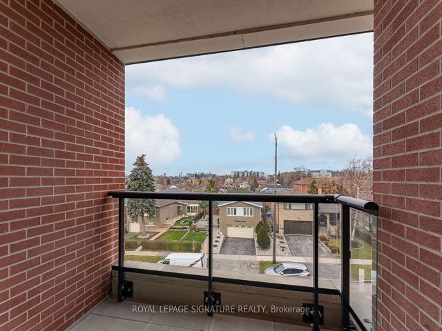 310 - 3100 Keele St