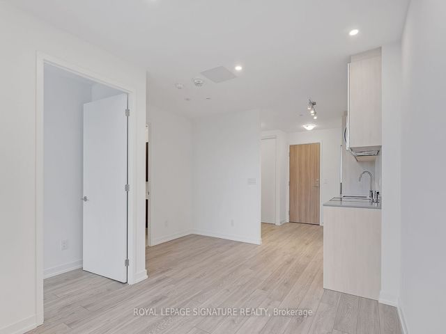 310 - 3100 Keele St