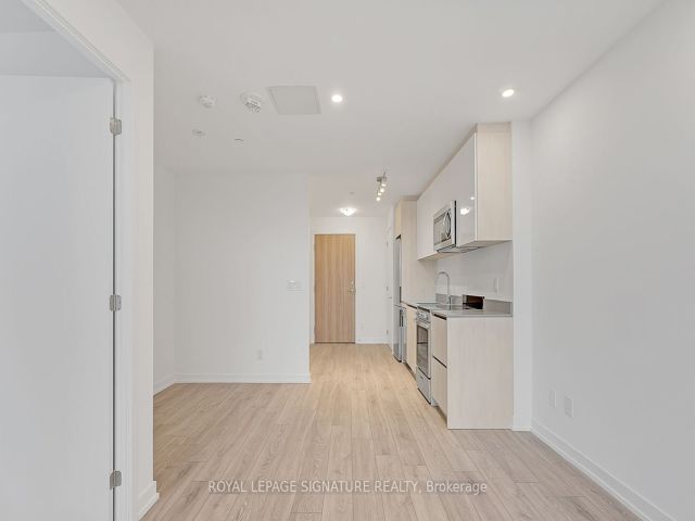 310 - 3100 Keele St