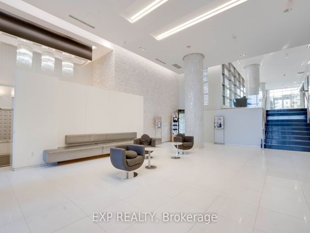 3002 - 56 Annie Craig Dr