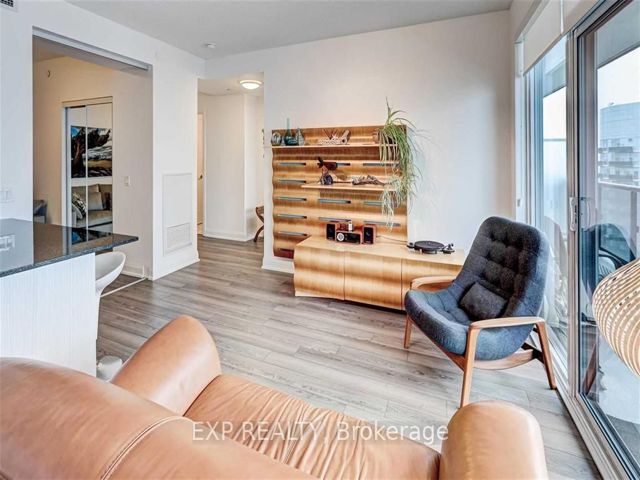 3002 - 56 Annie Craig Dr