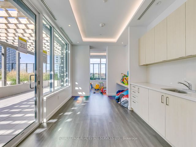 2912 - 1926 Lake Shore Blvd W