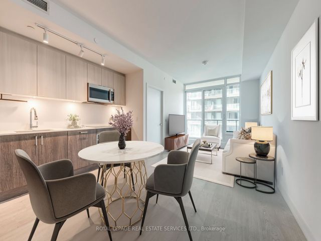 2912 - 1926 Lake Shore Blvd W