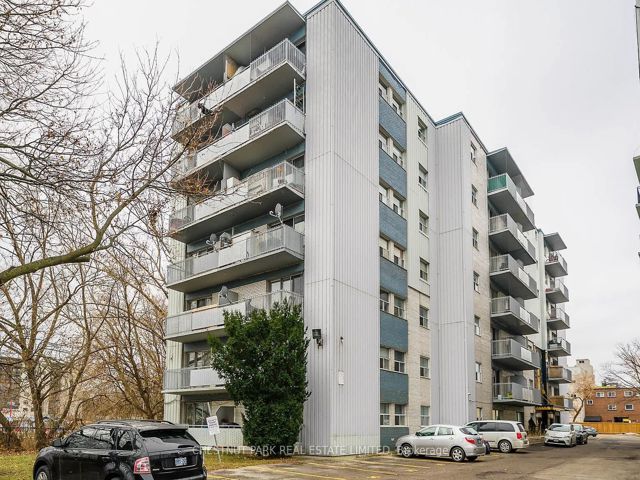 #4 - 4 Superior Ave