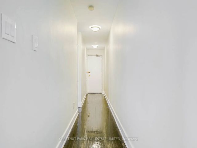 #4 - 4 Superior Ave