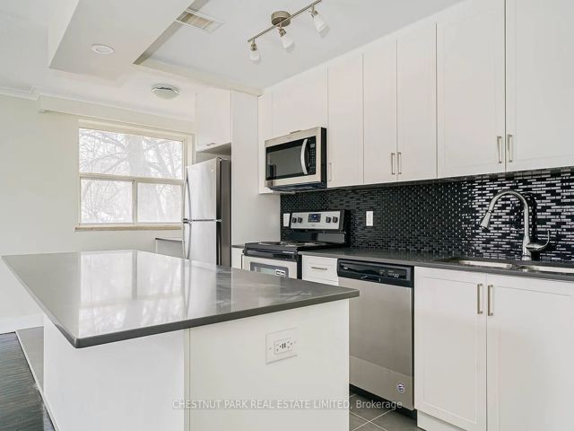 #4 - 4 Superior Ave