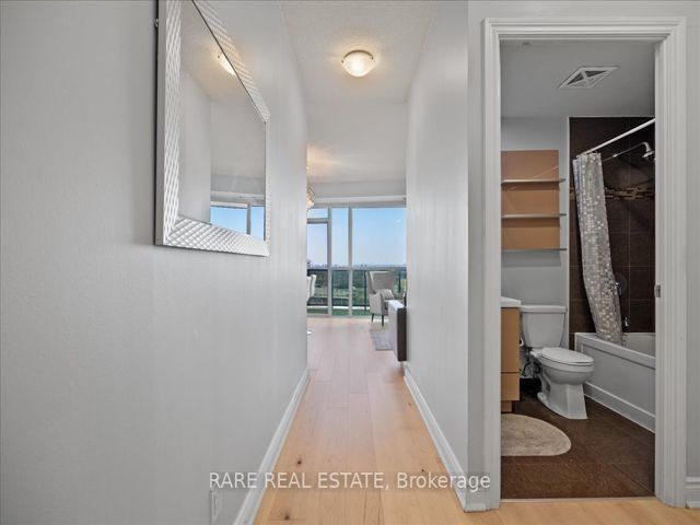2201 - 80 Marine Parade Dr