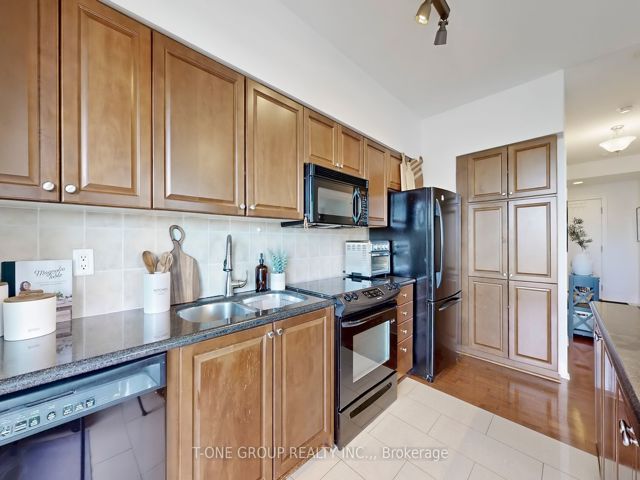 604 - 2119 Lake Shore Blvd