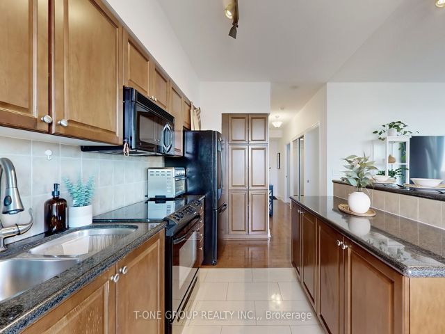604 - 2119 Lake Shore Blvd