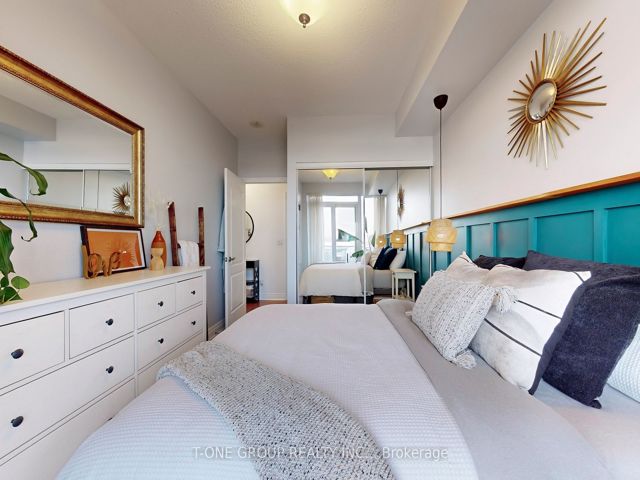 604 - 2119 Lake Shore Blvd