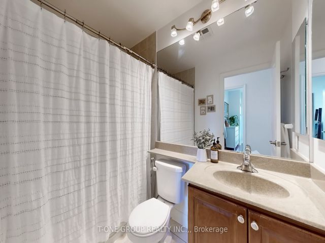 604 - 2119 Lake Shore Blvd