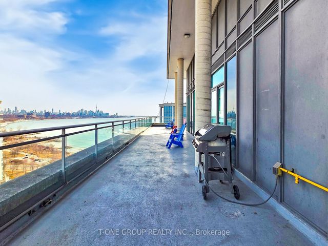 604 - 2119 Lake Shore Blvd