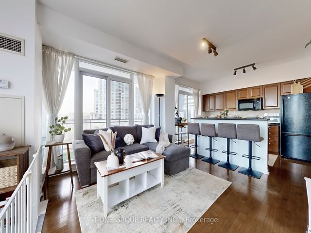 604 - 2119 Lake Shore Blvd