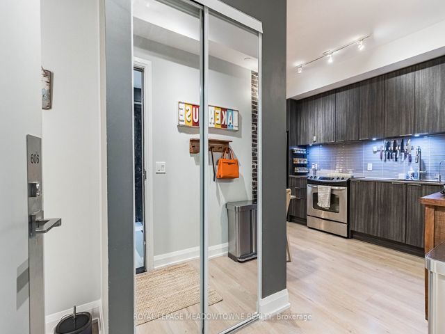 606 - 110 Marine Parade Dr