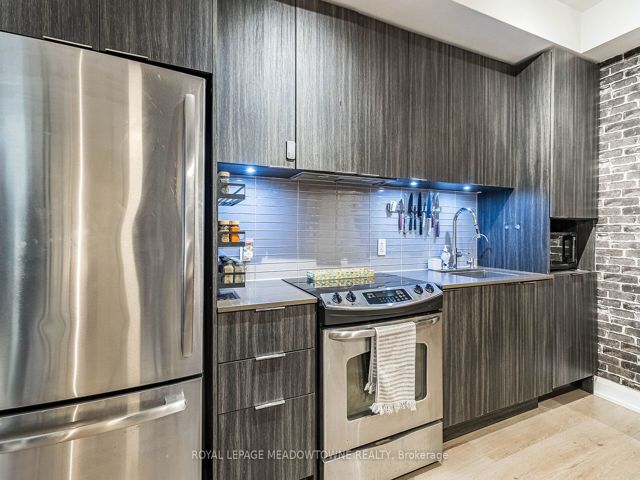 606 - 110 Marine Parade Dr