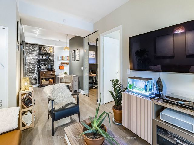606 - 110 Marine Parade Dr