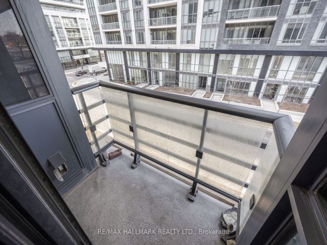 303 - 60 Annie Craig Dr