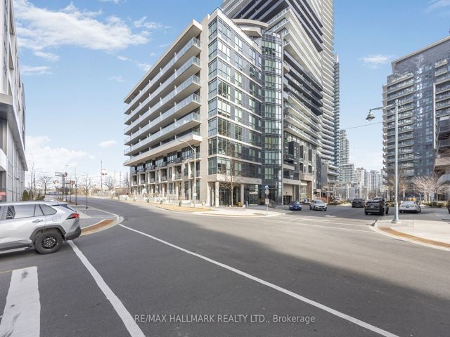 303 - 60 Annie Craig Dr