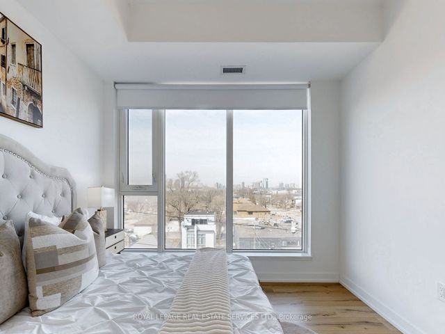 507 - 1195 The Queensway Ave