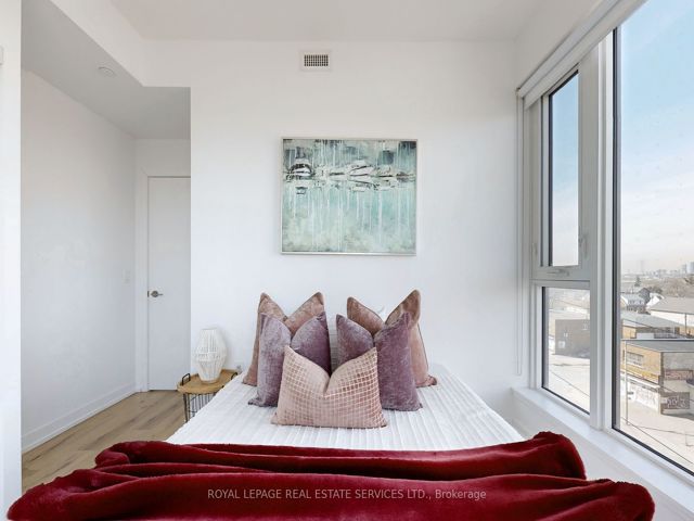 507 - 1195 The Queensway Ave