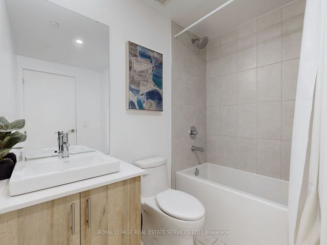 507 - 1195 The Queensway Ave