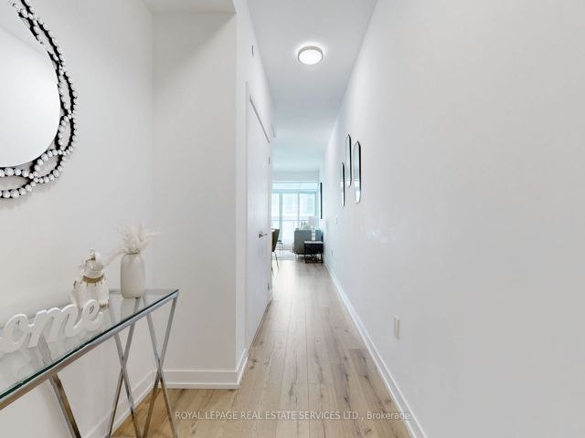 507 - 1195 The Queensway Ave