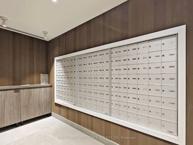 507 - 1195 The Queensway Ave