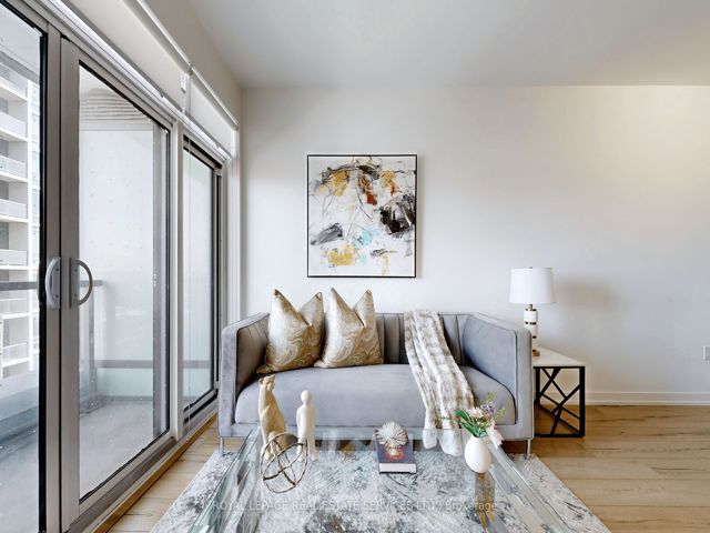 507 - 1195 The Queensway Ave