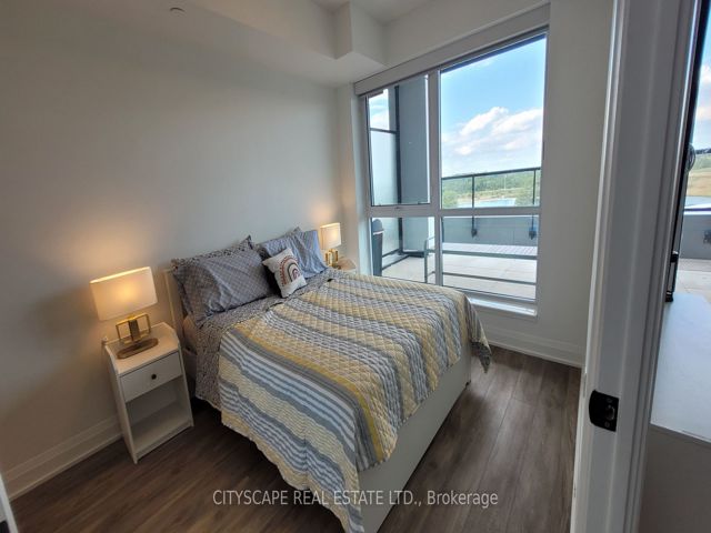 423 - 60 George Butchart Dr