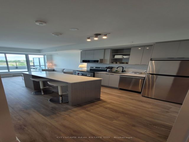 423 - 60 George Butchart Dr